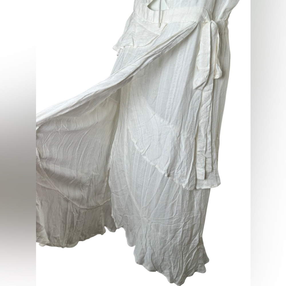 Saltwater Luxe Ruffle Tiered Cut Out Midi Dress - Picture 5 of 9